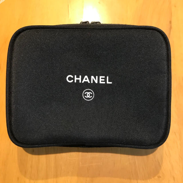 CHANEL(シャネル)のCHANEL シャネル　化粧ポーチ レディースのファッション小物(ポーチ)の商品写真