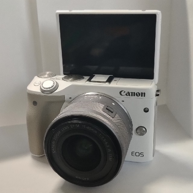 Canon EOS M3 ミラーレス一眼カメラ