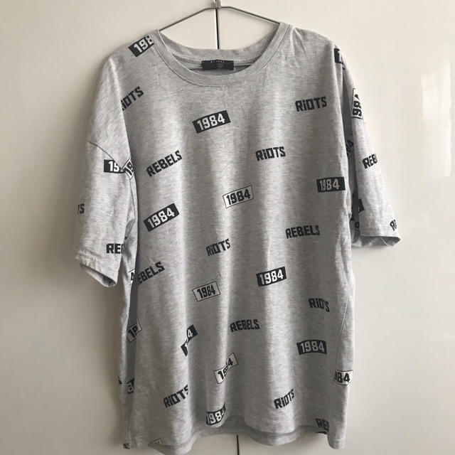 Bershka(ベルシュカ)のBershka Tシャツ メンズのトップス(Tシャツ/カットソー(半袖/袖なし))の商品写真