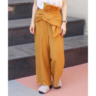 アメリヴィンテージ(Ameri VINTAGE)の別注　OBI WIDE PANTS(カジュアルパンツ)