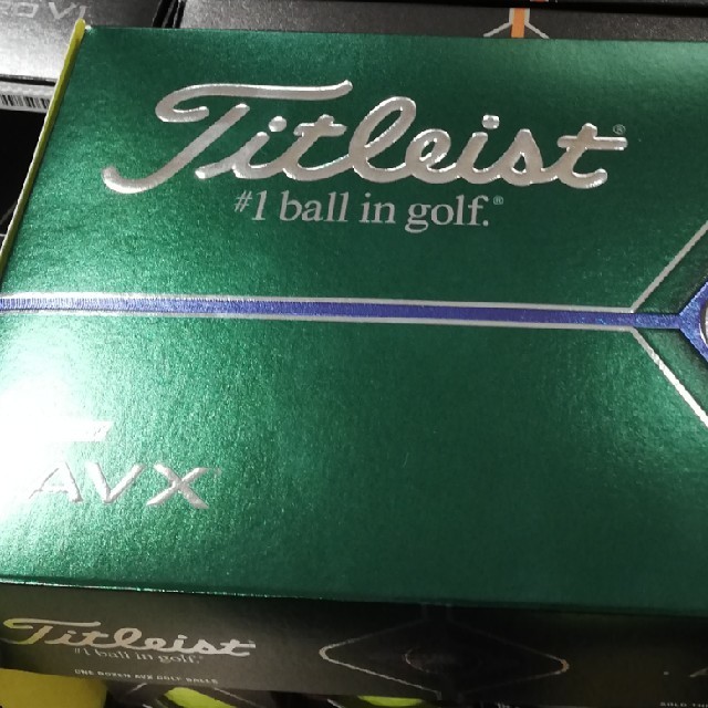 【新品未使用】タイトリスト Titleist  AVX
 12個 ゴルフボール