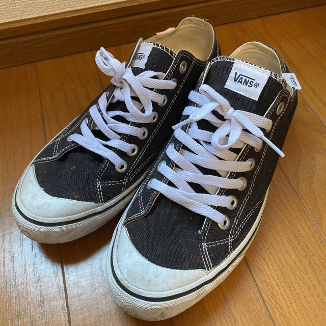 VANS(ヴァンズ)のvans スニーカー　28.5cm メンズの靴/シューズ(スニーカー)の商品写真