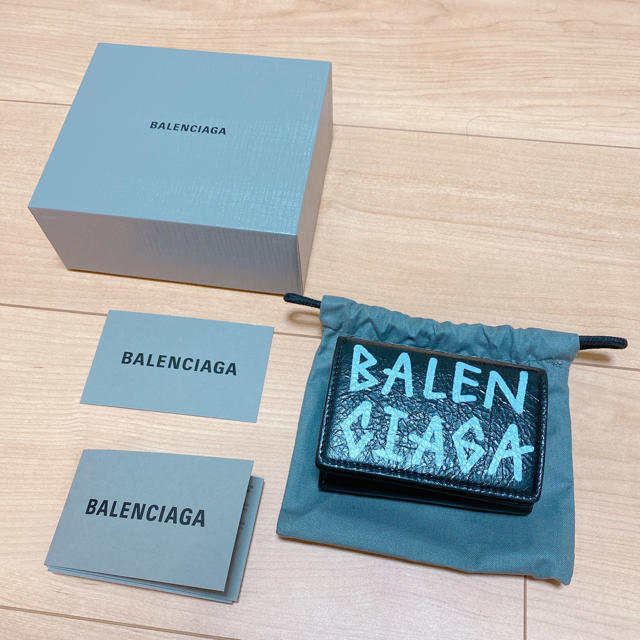 Balenciaga(バレンシアガ)の大幅値下げ中　BALENCIAGA ミニ財布　ウォレット　コインケース メンズのファッション小物(折り財布)の商品写真