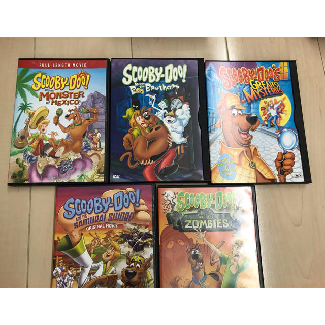 Scooby-Doo スクービードゥー DVD 5作セット 英語 エンタメ/ホビーのDVD/ブルーレイ(キッズ/ファミリー)の商品写真