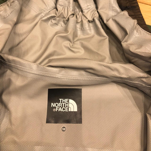 THE NORTH FACE(ザノースフェイス)のノースフェイス　100 迷彩柄ドットショットウインドブレーカー　キッズ キッズ/ベビー/マタニティのキッズ服男の子用(90cm~)(ジャケット/上着)の商品写真