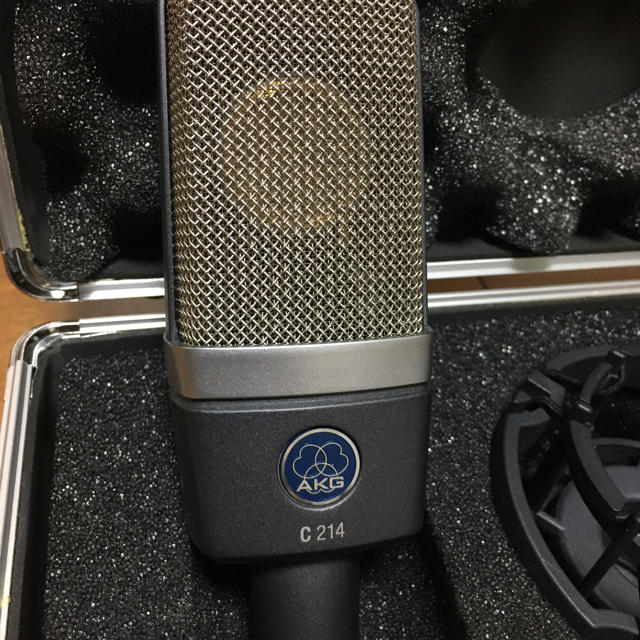 AKG C214 コンデンサーマイク　美品　おまけ付き