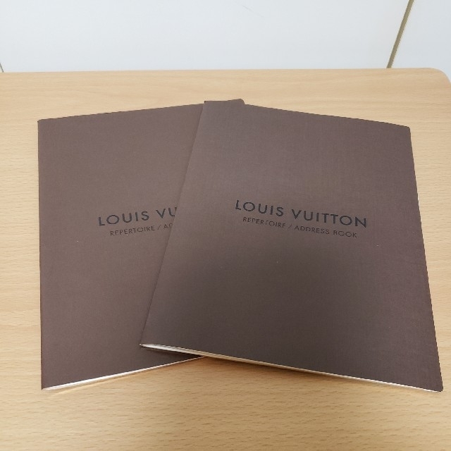 LOUIS VUITTON(ルイヴィトン)のarisa___2様専用　LOUIS VUITTON リフィル(アドレス帳一冊) インテリア/住まい/日用品の文房具(ノート/メモ帳/ふせん)の商品写真