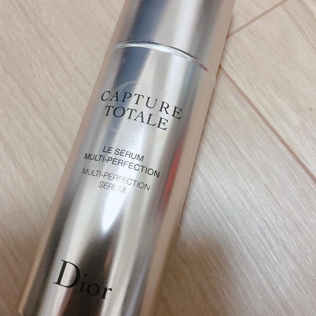 Dior(ディオール)のカプチュール トータル セラム 50ml コスメ/美容のスキンケア/基礎化粧品(美容液)の商品写真