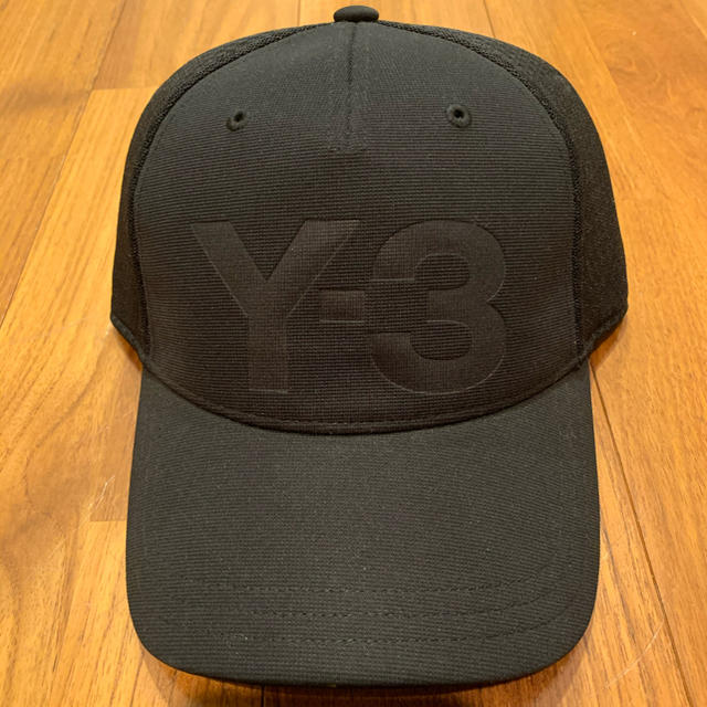 Y-3(ワイスリー)のy-3 ワイスリー　キャップ　ブラック メンズの帽子(キャップ)の商品写真