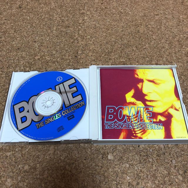 デヴィッド・ボウイ/ザ・シングルス・コレクション エンタメ/ホビーのCD(ポップス/ロック(洋楽))の商品写真