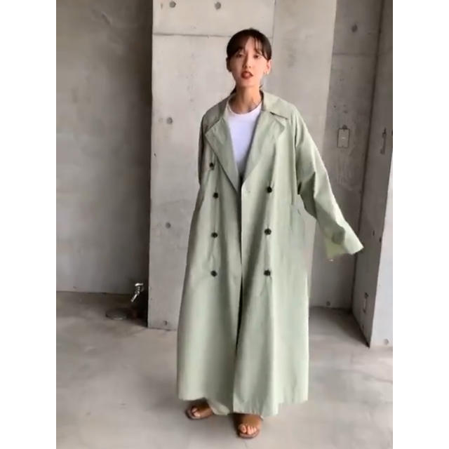 STUDIOUS(ステュディオス)のBACK FRILL SLEEVE TRENCH COAT CLANE トレンチ レディースのジャケット/アウター(トレンチコート)の商品写真