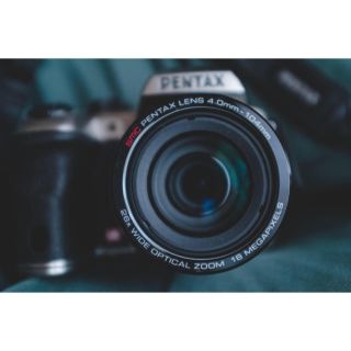 ペンタックス(PENTAX)のPENTAX x5 デジタルカメラ☆お値下げ中！(コンパクトデジタルカメラ)