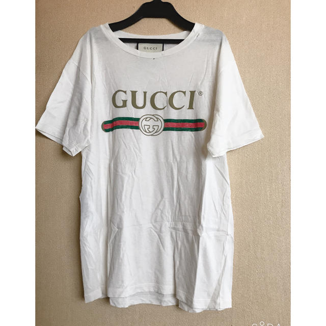 Gucci(グッチ)の人気商品　gucci グッチ　Tシャツ　半袖 レディースのトップス(Tシャツ(半袖/袖なし))の商品写真