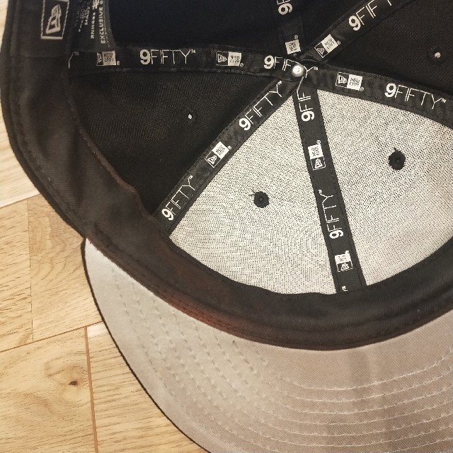 NEW ERA(ニューエラー)のN0327様専ニューエラ　NYキャップ 9fify snapbackライトピンク メンズの帽子(キャップ)の商品写真