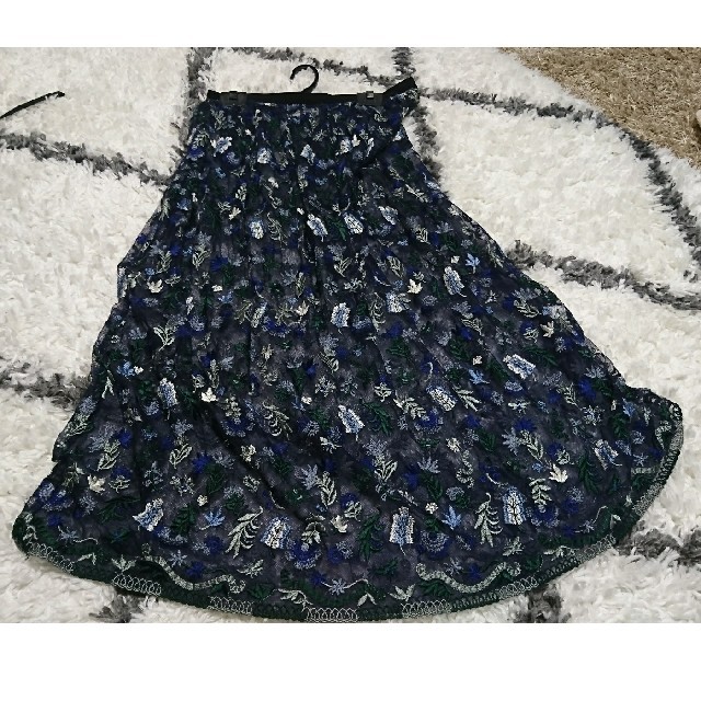 LOKITHO(ロキト)のLOKITHO スカート レディースのスカート(ロングスカート)の商品写真