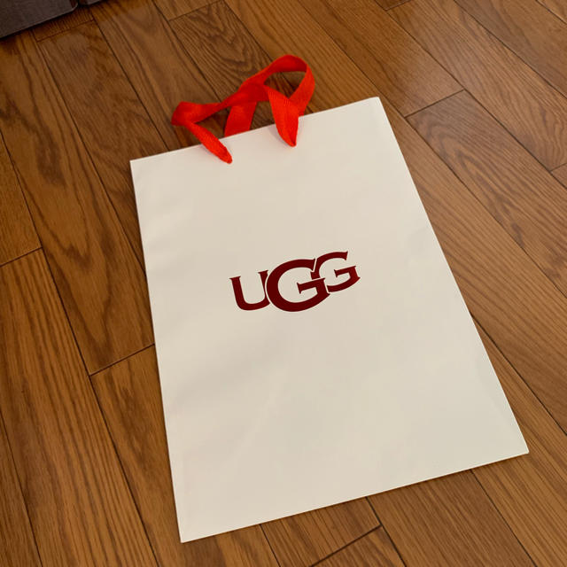 UGG(アグ)のUGG ショップ 紙袋セット レディースのバッグ(ショップ袋)の商品写真