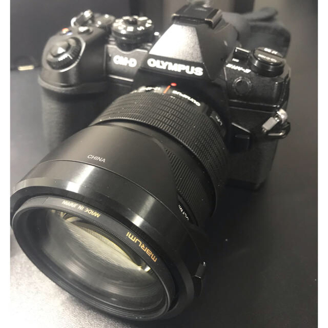 OLYMPUS(オリンパス)のOLYMPUS OM-D EM1 ᎷarkⅡ+12-40㎜F2.8PRO スマホ/家電/カメラのカメラ(ミラーレス一眼)の商品写真