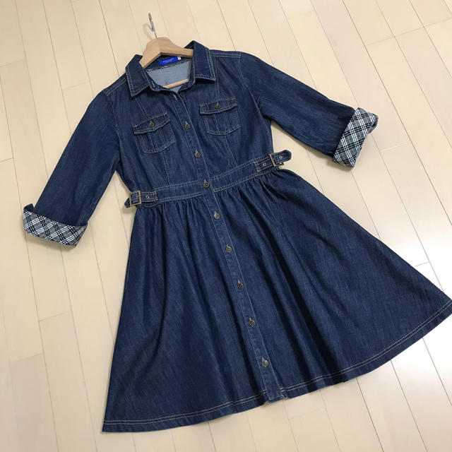 BURBERRY BLUE LABEL(バーバリーブルーレーベル)のブルーレーベルクレストブリッジ　デニムワンピース♡ レディースのワンピース(ひざ丈ワンピース)の商品写真