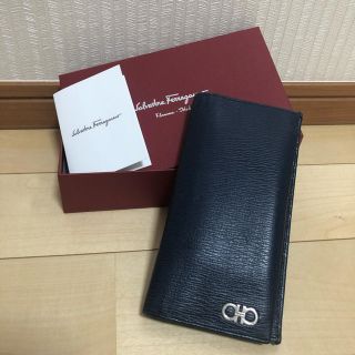 サルヴァトーレフェラガモ(Salvatore Ferragamo)のフェラガモ　ガンチーニ　長財布　ネイビー(長財布)