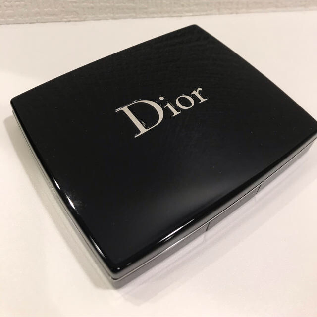 Dior(ディオール)の【Dior】アイシャドウ サンククルール 786 テラ コスメ/美容のベースメイク/化粧品(アイシャドウ)の商品写真