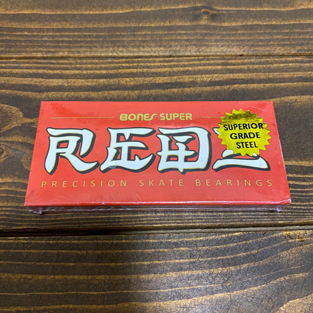 ELEMENT(エレメント)の《新品》bones bearing スーパーレッド　ボーンズベアリング　reds スポーツ/アウトドアのスポーツ/アウトドア その他(スケートボード)の商品写真