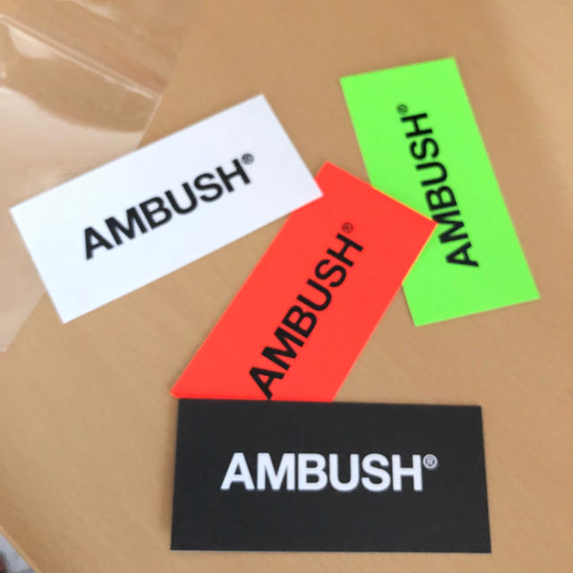 AMBUSH(アンブッシュ)のAmbushアンブッシュ ステッカー4枚セット メンズのファッション小物(その他)の商品写真