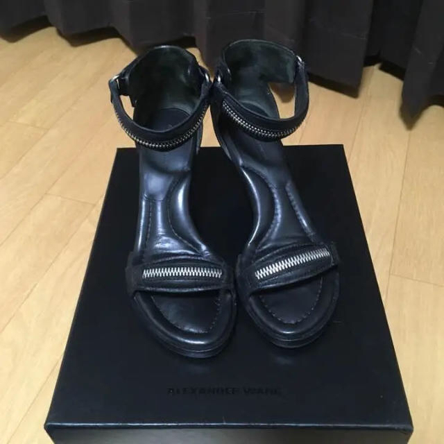 Alexander Wang(アレキサンダーワン)のALEXANDER WANG アレキサンダーワン サンダル レディースの靴/シューズ(サンダル)の商品写真