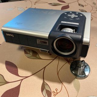 BENQ PB2140 プロジェクター　ソフトケース付き(プロジェクター)