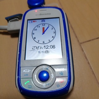 エヌティティドコモ(NTTdocomo)のドコモ キッズケータイ HW-01D (携帯電話本体)
