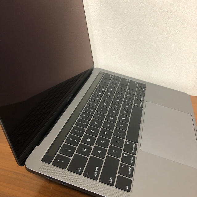 Mac (Apple)(マック)のmacbook pro 2019 スマホ/家電/カメラのPC/タブレット(ノートPC)の商品写真