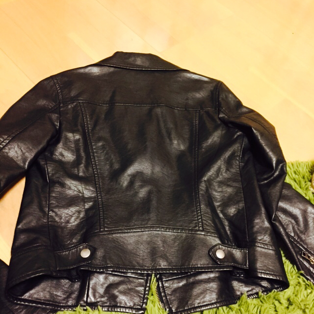 UNIQLO(ユニクロ)のUNIQLOライダースジャケット黒 美品 レディースのジャケット/アウター(ライダースジャケット)の商品写真