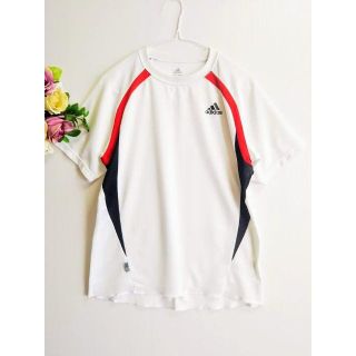 アディダス(adidas)の⭐M　adidas❤︎Tシャツ(Tシャツ/カットソー(半袖/袖なし))