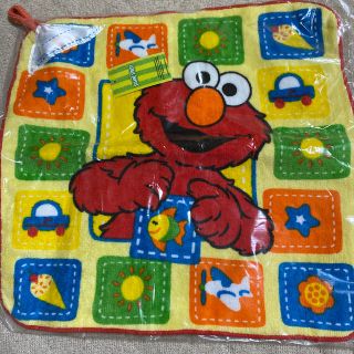 セサミストリート(SESAME STREET)のエルモ　ループ付ハンドタオル(タオル)