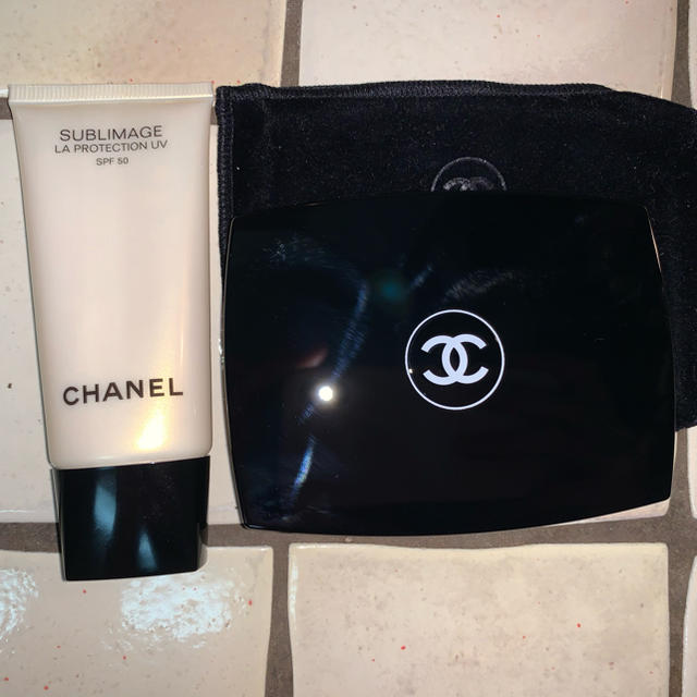 CHANEL ベース化粧品