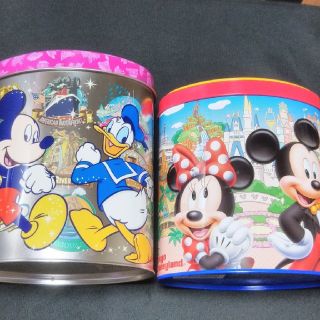 ディズニー(Disney)のディズニーランドお土産の缶・2個セット!(キャラクターグッズ)