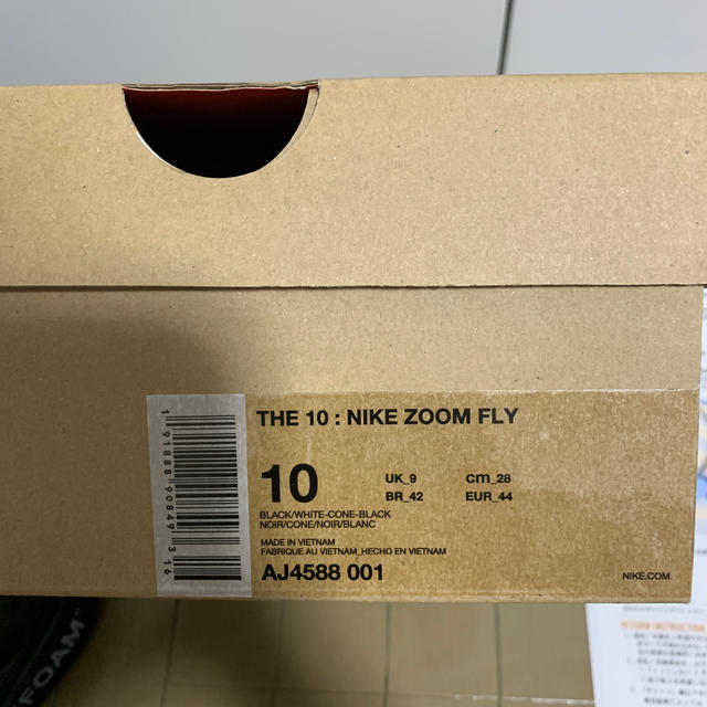 NIKE(ナイキ)のNike OFF WHITE ZOOM FLY the ten 28cm メンズの靴/シューズ(スニーカー)の商品写真