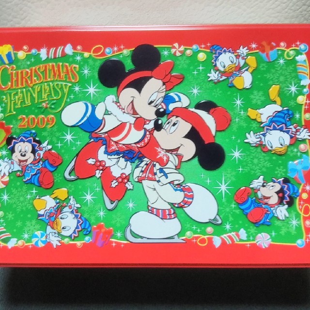 Disney(ディズニー)のディズニーランドのお菓子の缶! エンタメ/ホビーのおもちゃ/ぬいぐるみ(キャラクターグッズ)の商品写真