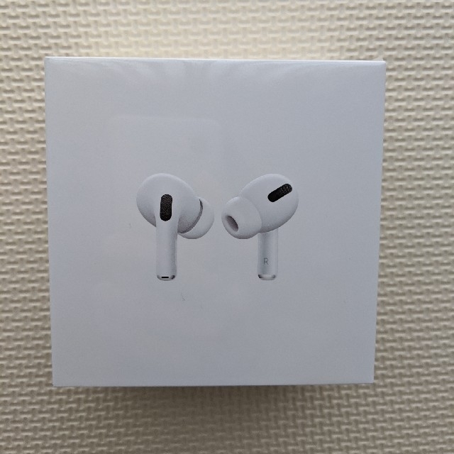 Apple(アップル)の【新品未開封】AirPods Pro スマホ/家電/カメラのオーディオ機器(ヘッドフォン/イヤフォン)の商品写真