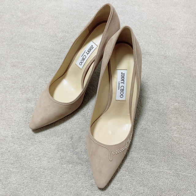 JIMMY CHOO(ジミーチュウ)の【JIMMY CHOO】ジミーチュウ ROMY パンプス ロゴ入り 39 美品 レディースの靴/シューズ(ハイヒール/パンプス)の商品写真