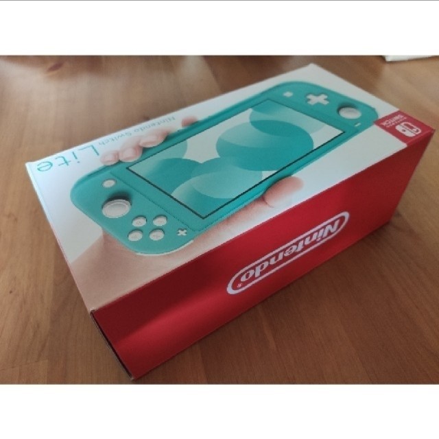 Nintendo Switch(ニンテンドースイッチ)の【新品・送料無料】Nintendo Switch Lite スイッチライト エンタメ/ホビーのゲームソフト/ゲーム機本体(家庭用ゲーム機本体)の商品写真