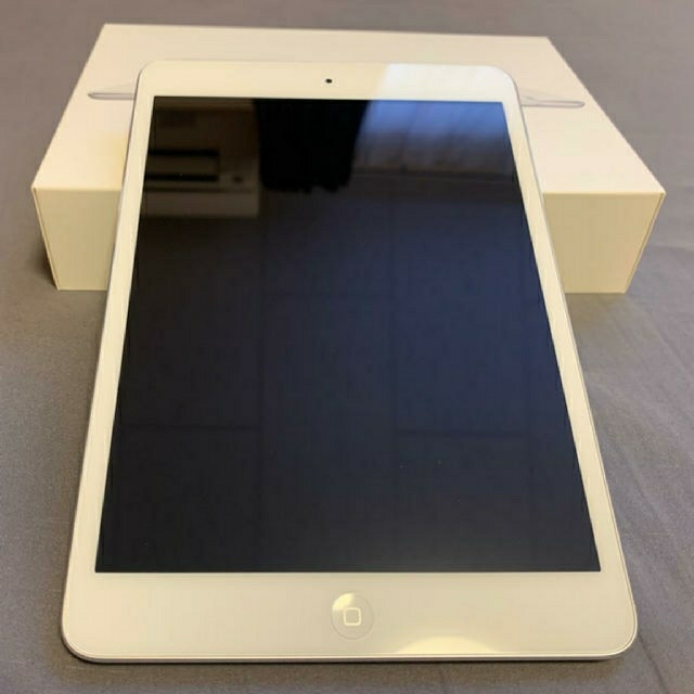 ネット通販激安 【即購入可】iPadmini2/シルバー/32GB/WiFiモデル ...