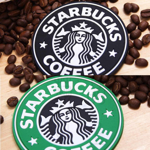 Starbucks Coffee(スターバックスコーヒー)の【新生活応援☆即購入歓迎】Starbucksペットボトルカバー・コースターセット インテリア/住まい/日用品のキッチン/食器(収納/キッチン雑貨)の商品写真