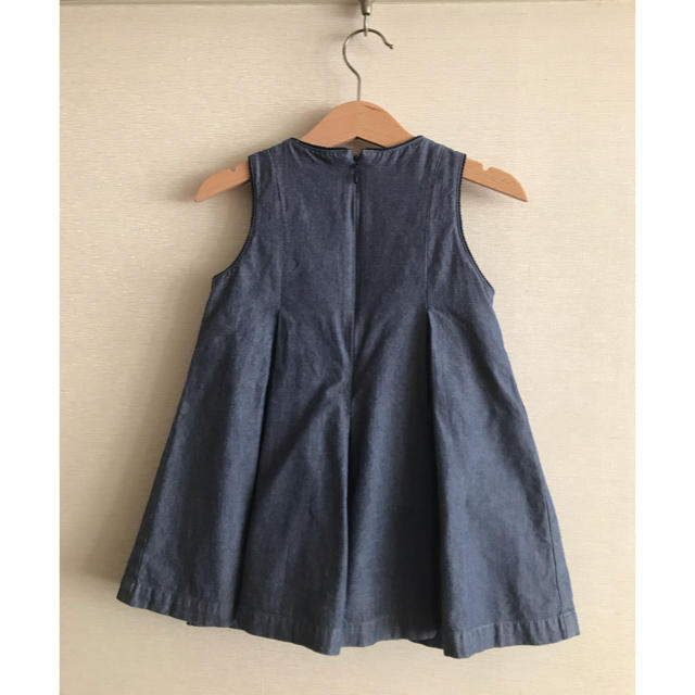 familiar(ファミリア)のfamiliar デニムワンピース【90センチ】 キッズ/ベビー/マタニティのキッズ服女の子用(90cm~)(ワンピース)の商品写真