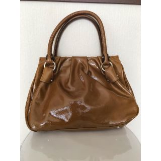 サルヴァトーレフェラガモ(Salvatore Ferragamo)のフェラガモ　バッグ　キャメル(ハンドバッグ)