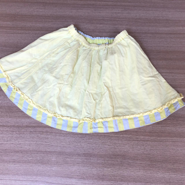 FELISSIMO(フェリシモ)のリバーシブルスカート130 キッズ/ベビー/マタニティのキッズ服女の子用(90cm~)(スカート)の商品写真