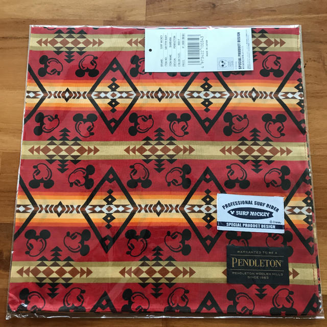 PENDLETON(ペンドルトン)のペンドルトン×サーフミッキー　バンダナ レディースのファッション小物(バンダナ/スカーフ)の商品写真