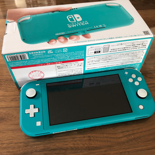 任天堂　Switch lite＋ポケモンシールド