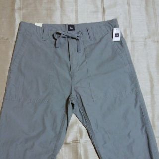 ギャップ(GAP)のGAP 2WAY イージーパンツ メンズ 新品未使用品(ワークパンツ/カーゴパンツ)