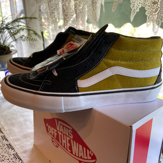 Supreme(シュプリーム)のvans supreme コラボスニーカー　メンズ メンズの靴/シューズ(スニーカー)の商品写真