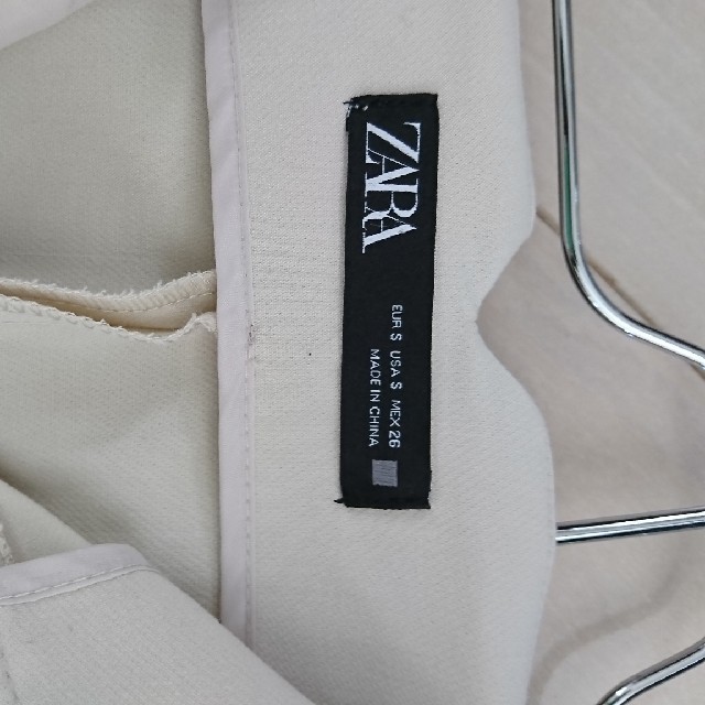 ZARA(ザラ)のハイウエストパンツ  ZARA レディースのパンツ(その他)の商品写真